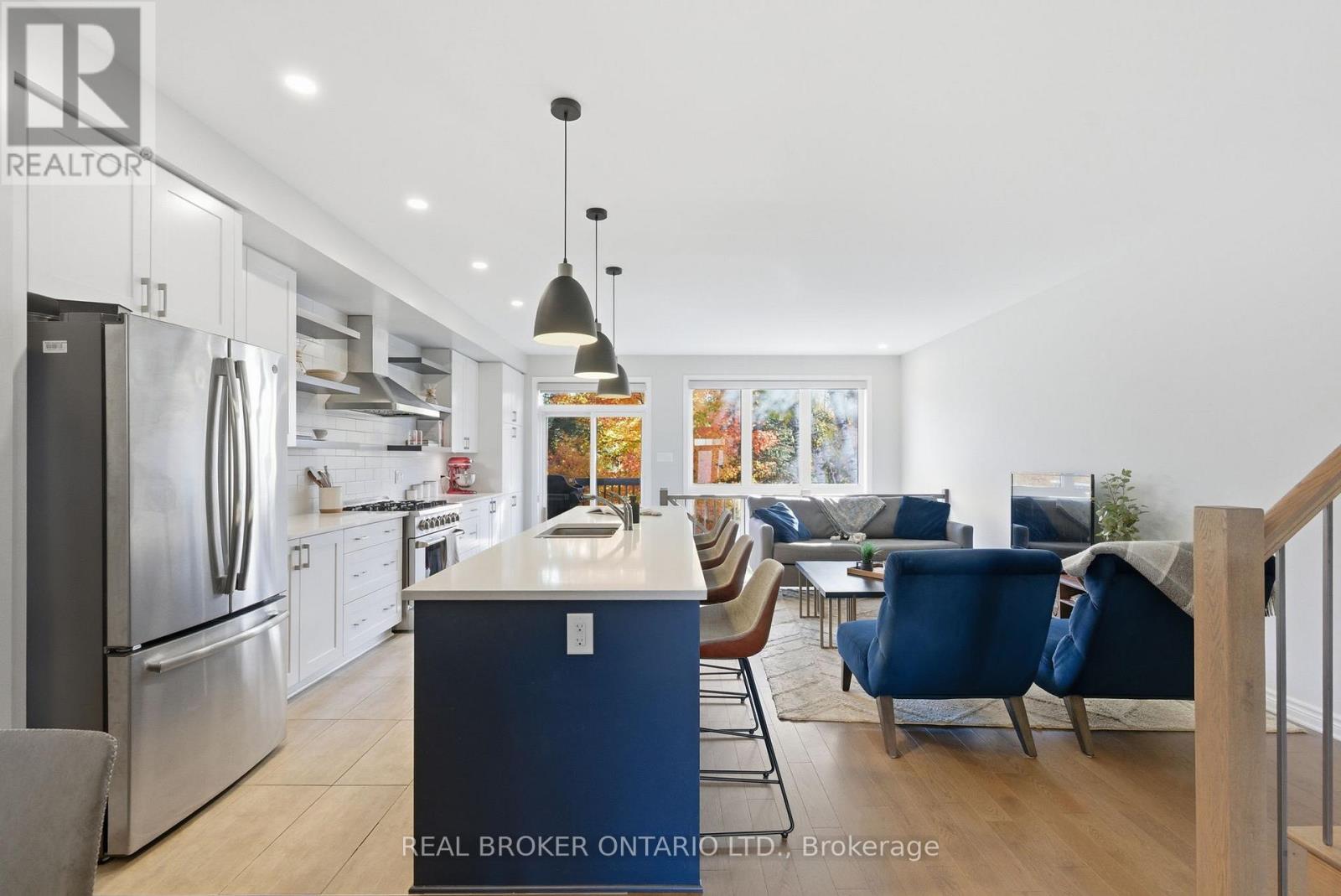 532 Fawn Valley Private, Ottawa, Ontario  K1T 0W5 - Photo 8 - X12791330