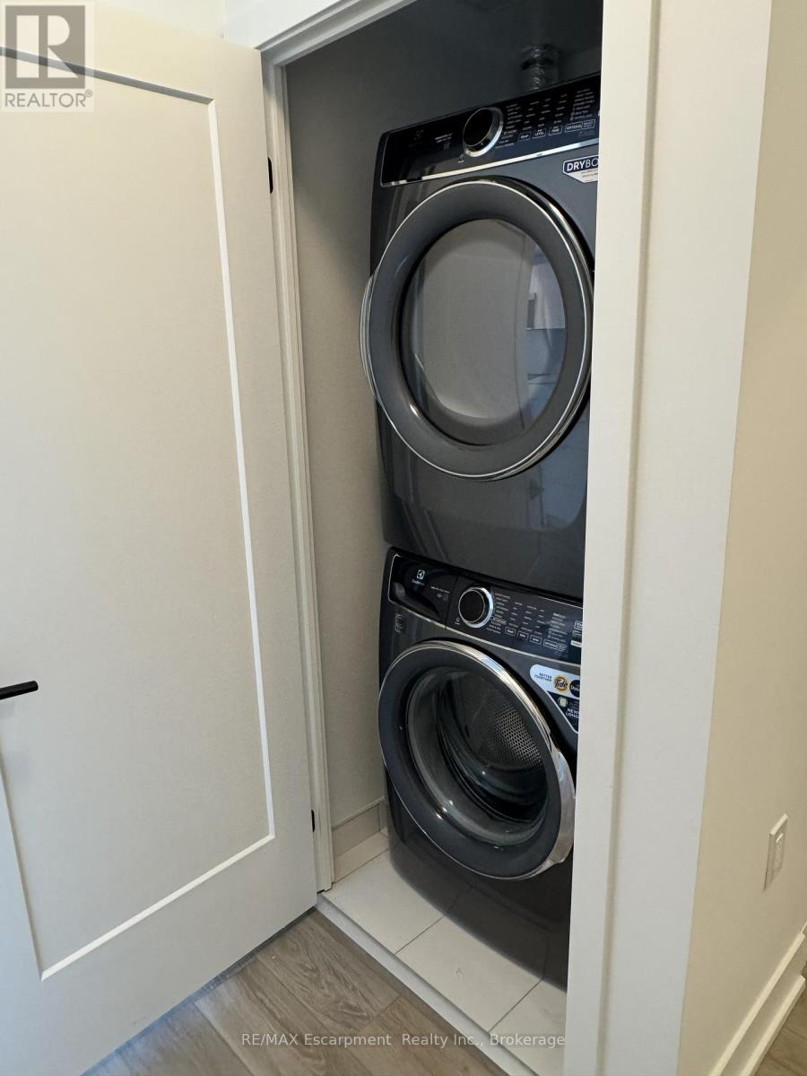 704 - 2088 James Street, Burlington, Ontario  L7R 0H2 - Photo 12 - W12791342