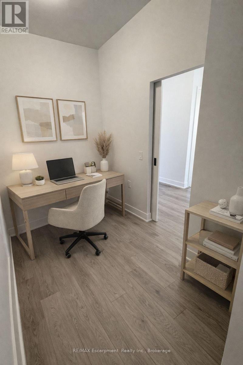 704 - 2088 James Street, Burlington, Ontario  L7R 0H2 - Photo 9 - W12791342