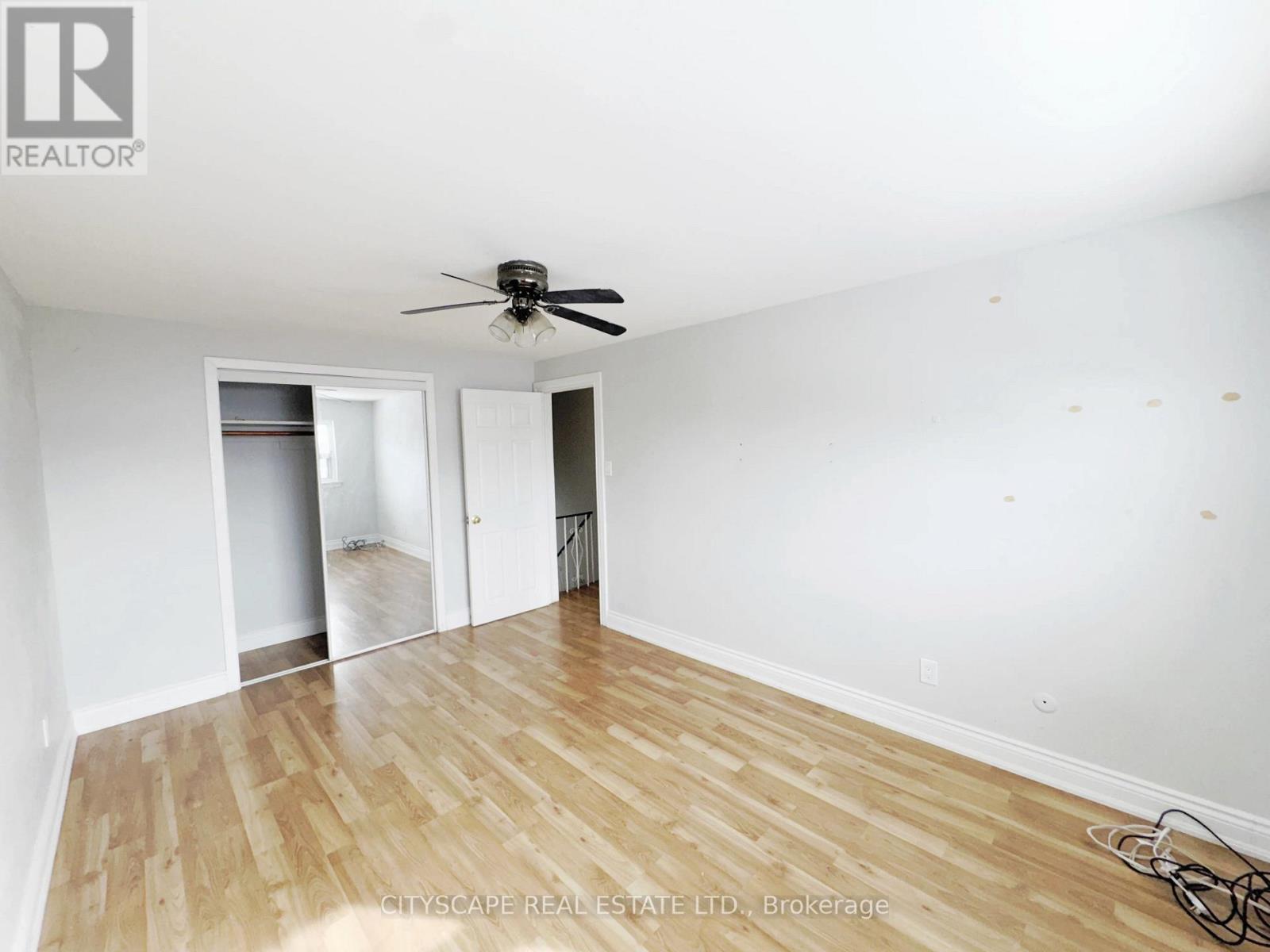 11 Melpham Court, Toronto, Ontario  M9V 2H2 - Photo 22 - W12436065