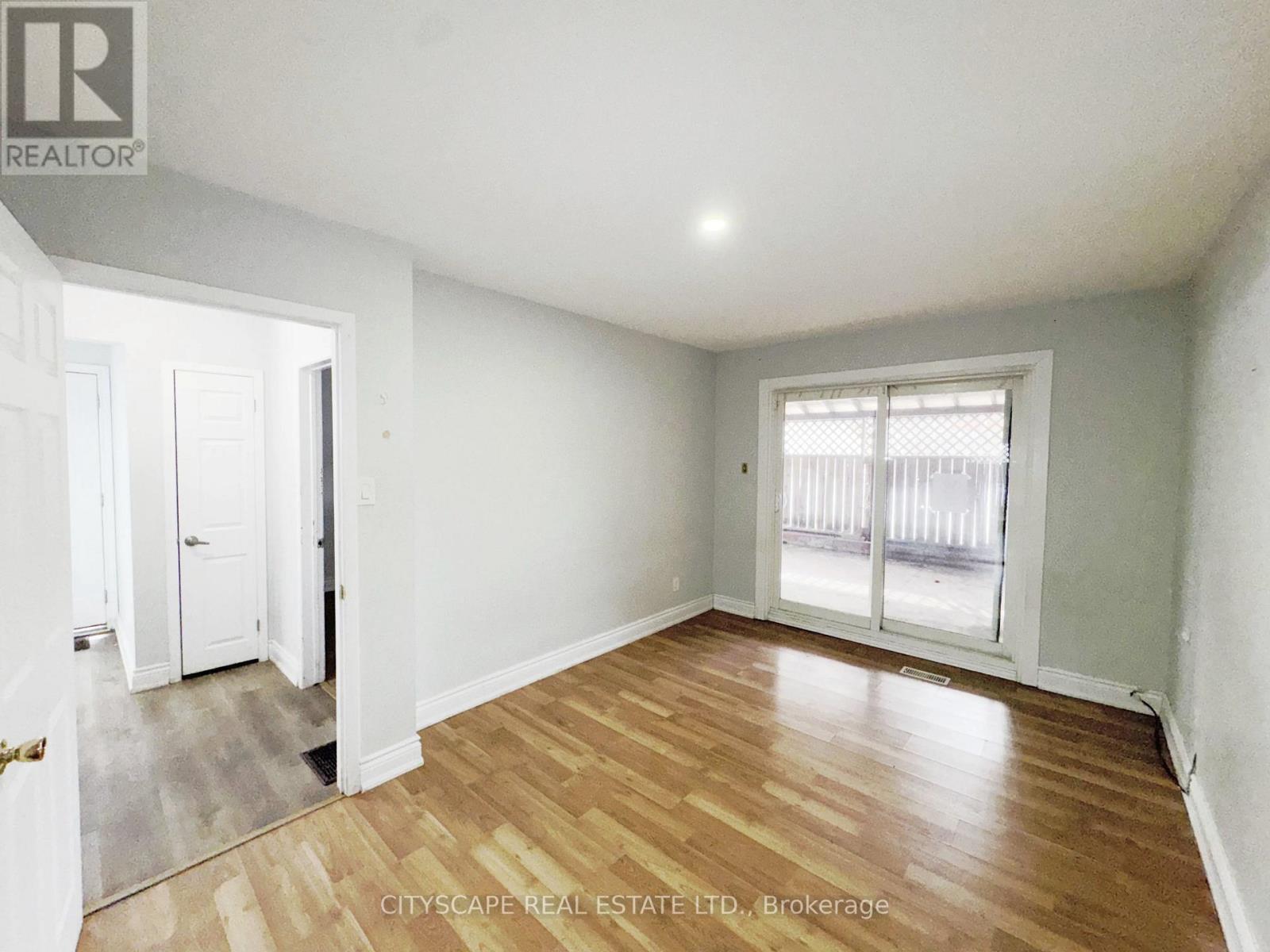 11 Melpham Court, Toronto, Ontario  M9V 2H2 - Photo 24 - W12436065