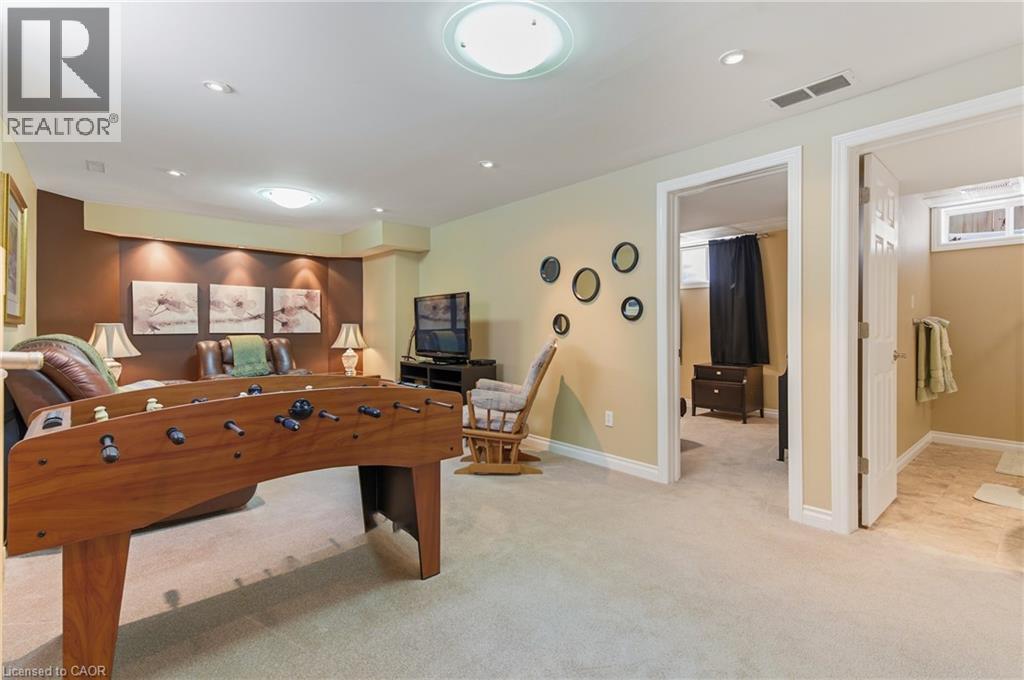 453 Sandy Cove Crescent, Waterloo, Ontario  N2K 4B6 - Photo 32 - 40804909