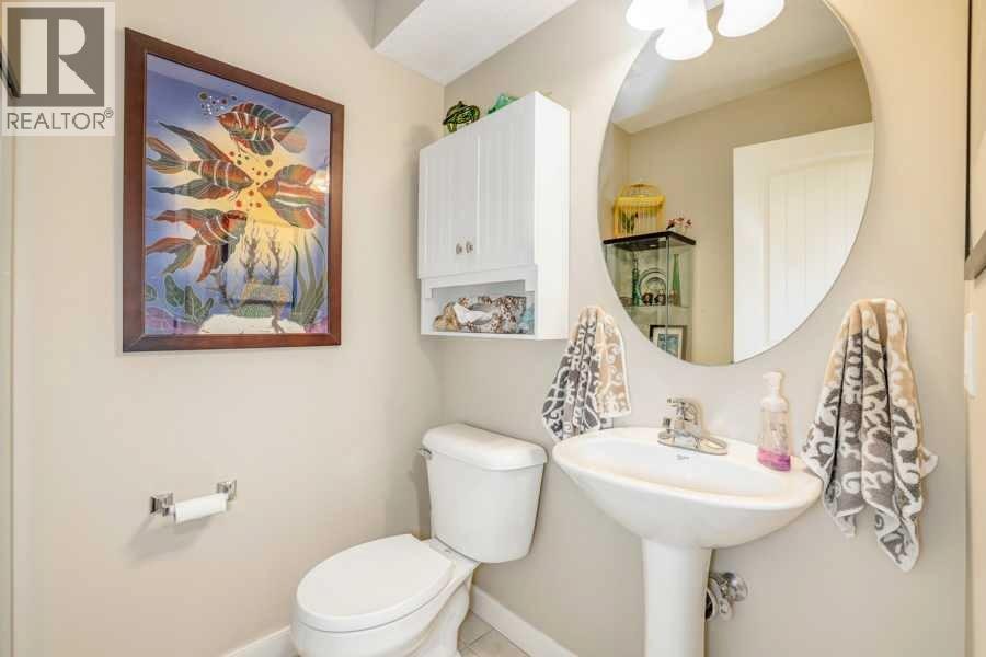 112 Everridge Common Sw, Calgary, Alberta  T2Y 5H1 - Photo 5 - A2285230