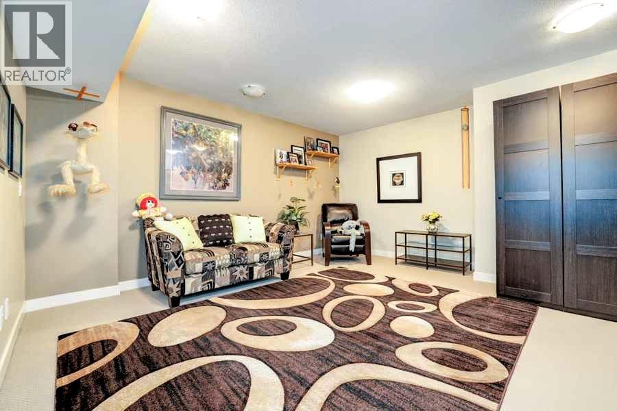 112 Everridge Common Sw, Calgary, Alberta  T2Y 5H1 - Photo 19 - A2285230