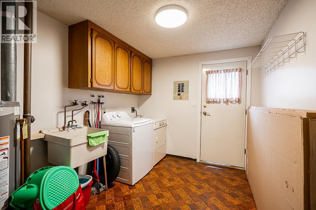 8074 19th Avenue, Burnaby, British Columbia  V3N 1G3 - Photo 25 - R3089593