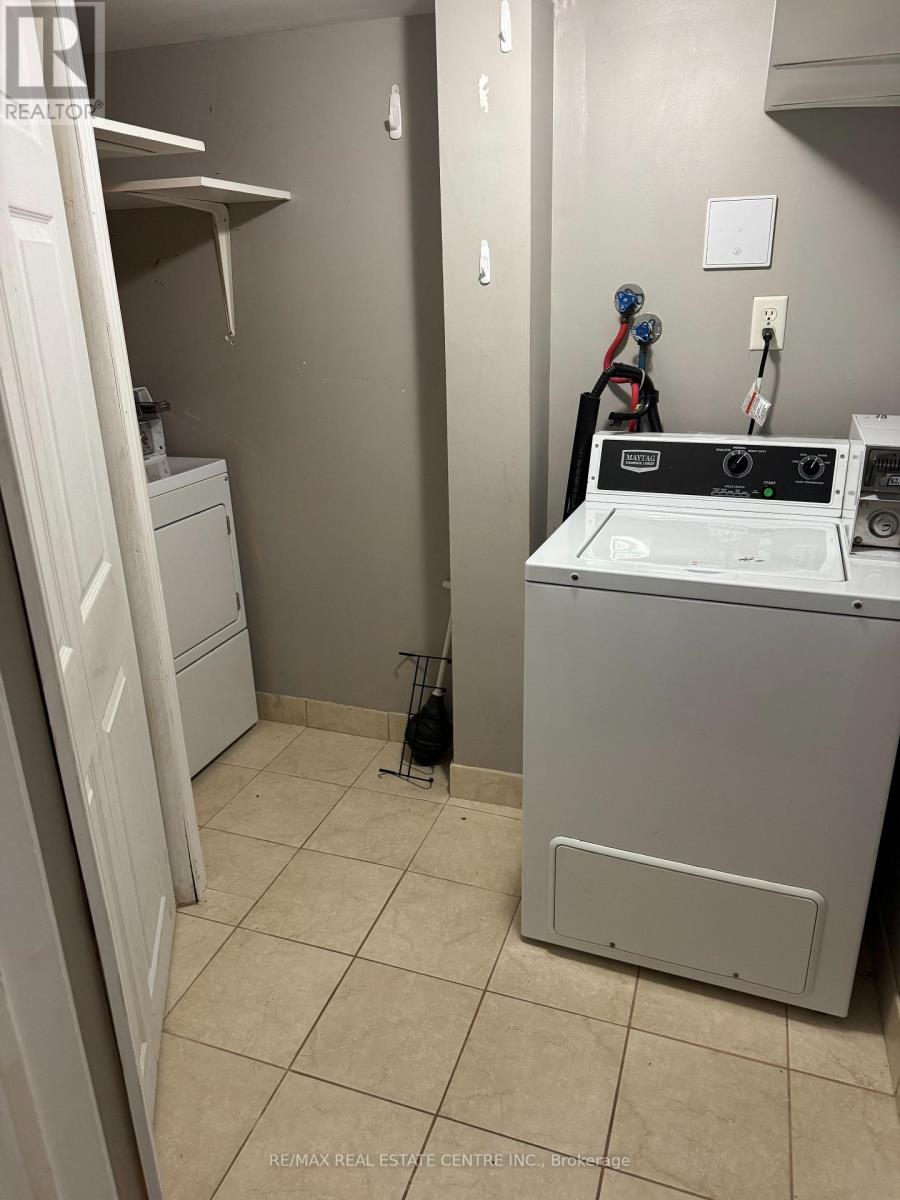 Lower - 17 Millcar Drive, Toronto, Ontario  M1B 6J6 - Photo 10 - E12791300