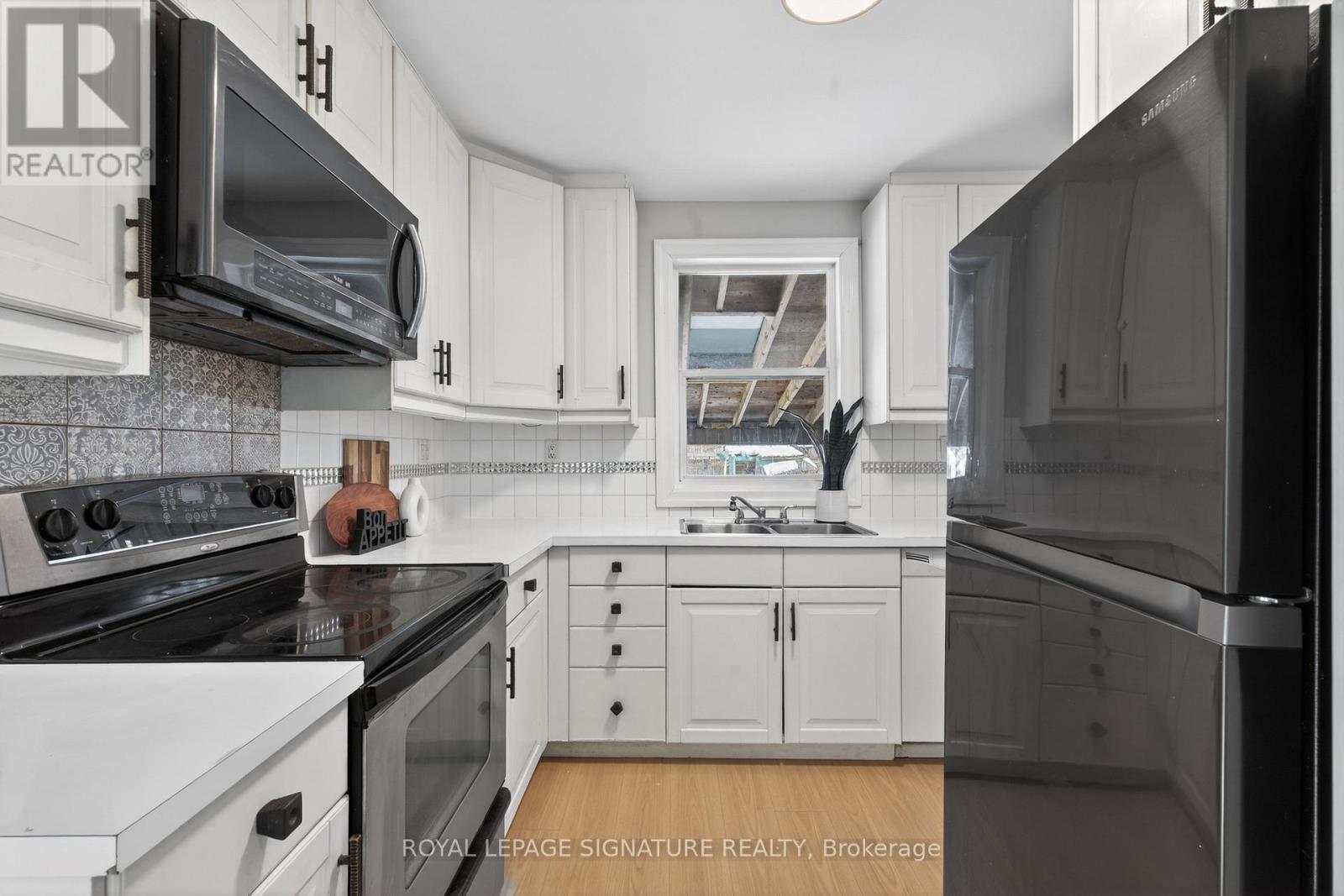 3 Wanstead Avenue, Toronto, Ontario  M1L 3L3 - Photo 10 - E12791306