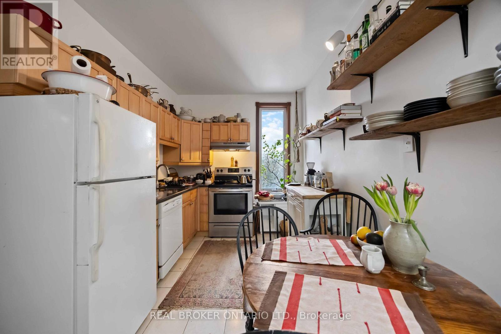 Upper - 22 Curzon Street, Toronto, Ontario  M4M 3B4 - Photo 15 - E12791308