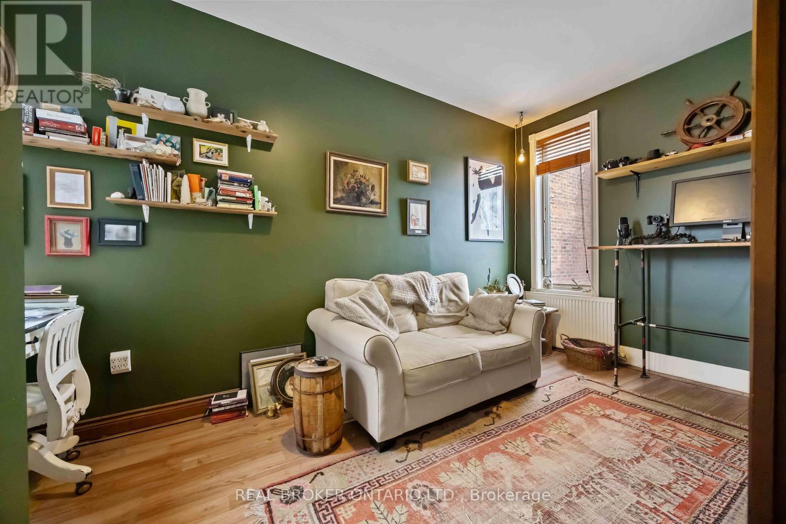 Upper - 22 Curzon Street, Toronto, Ontario  M4M 3B4 - Photo 22 - E12791308