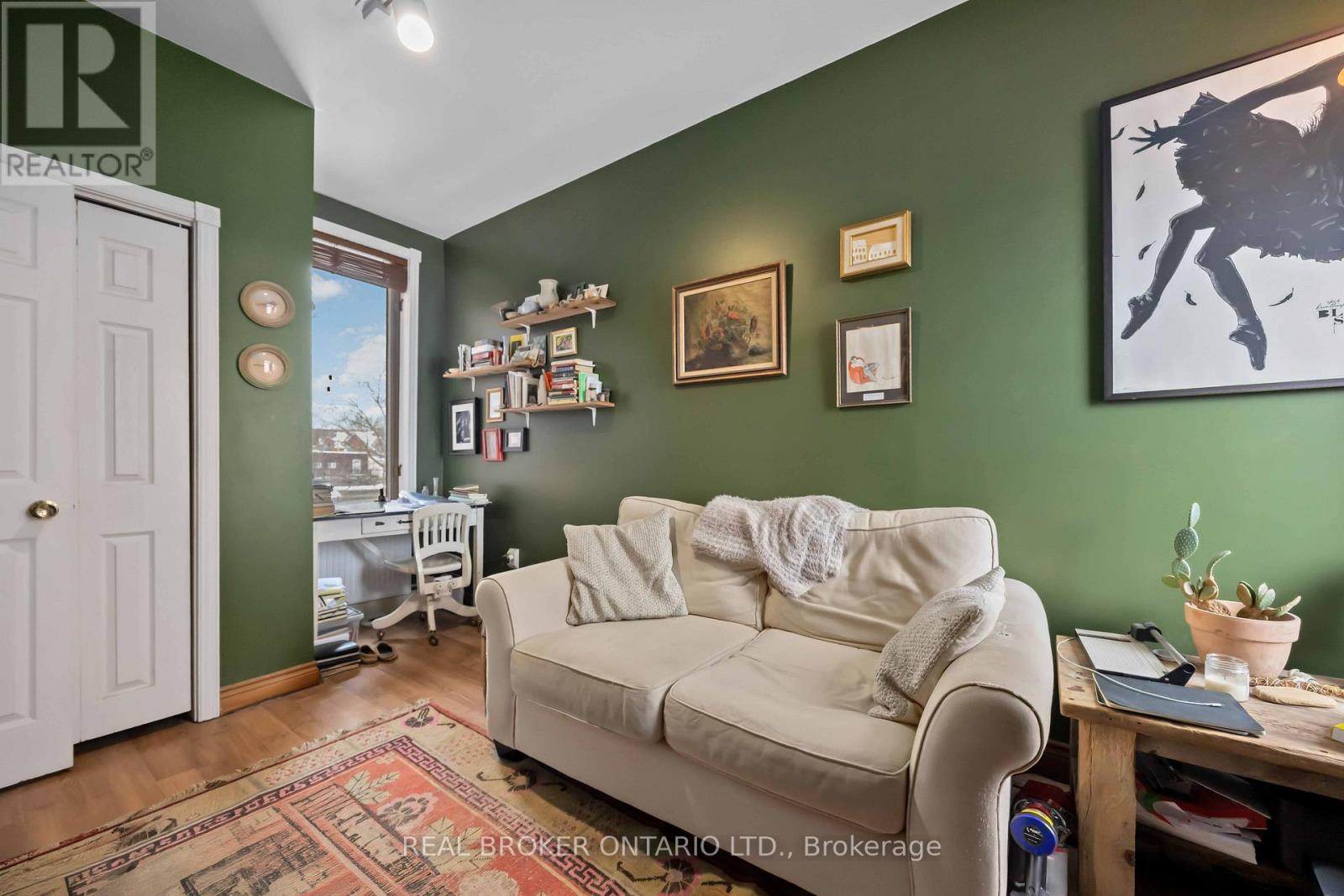 Upper - 22 Curzon Street, Toronto, Ontario  M4M 3B4 - Photo 25 - E12791308