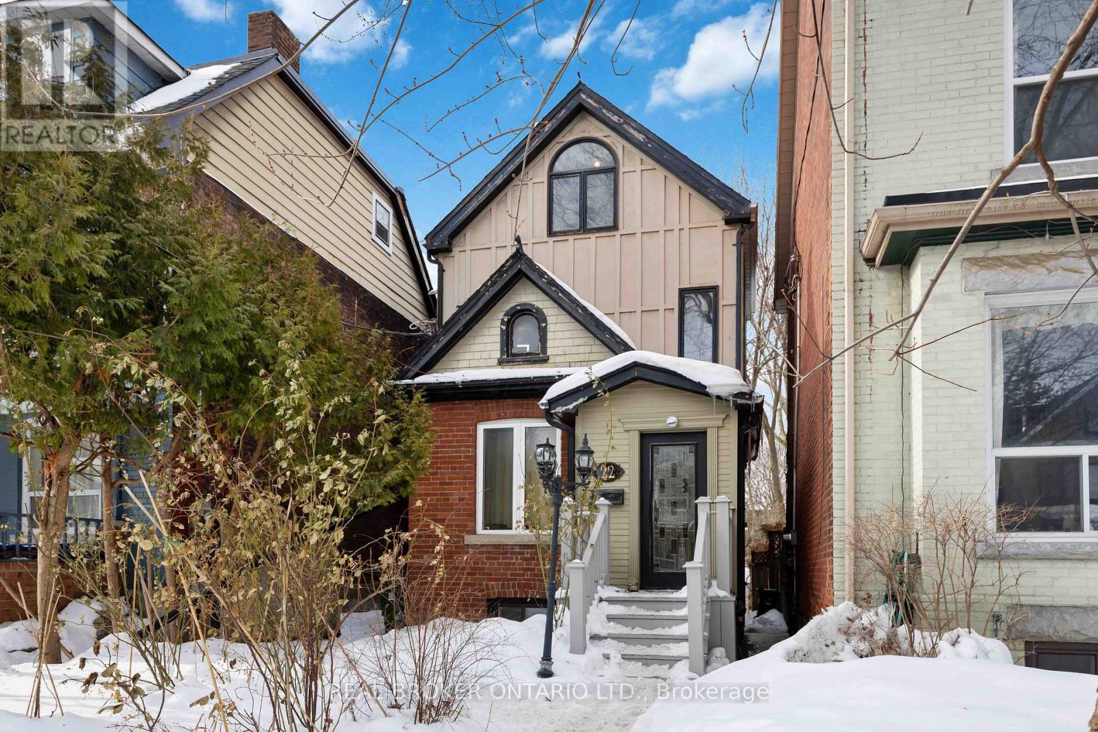 Upper - 22 Curzon Street, Toronto, Ontario  M4M 3B4 - Photo 33 - E12791308