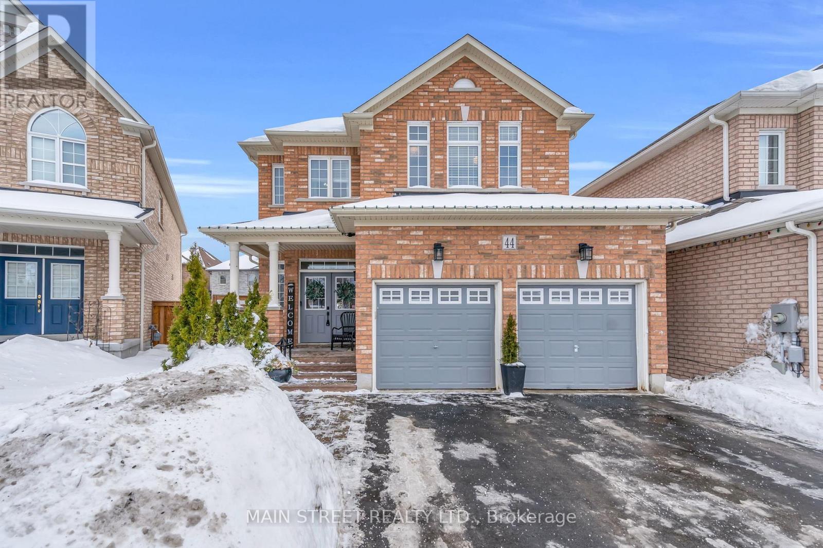 44 Herefordshire Crescent, Newmarket, Ontario  L9N 0B7 - Photo 1 - N12791346