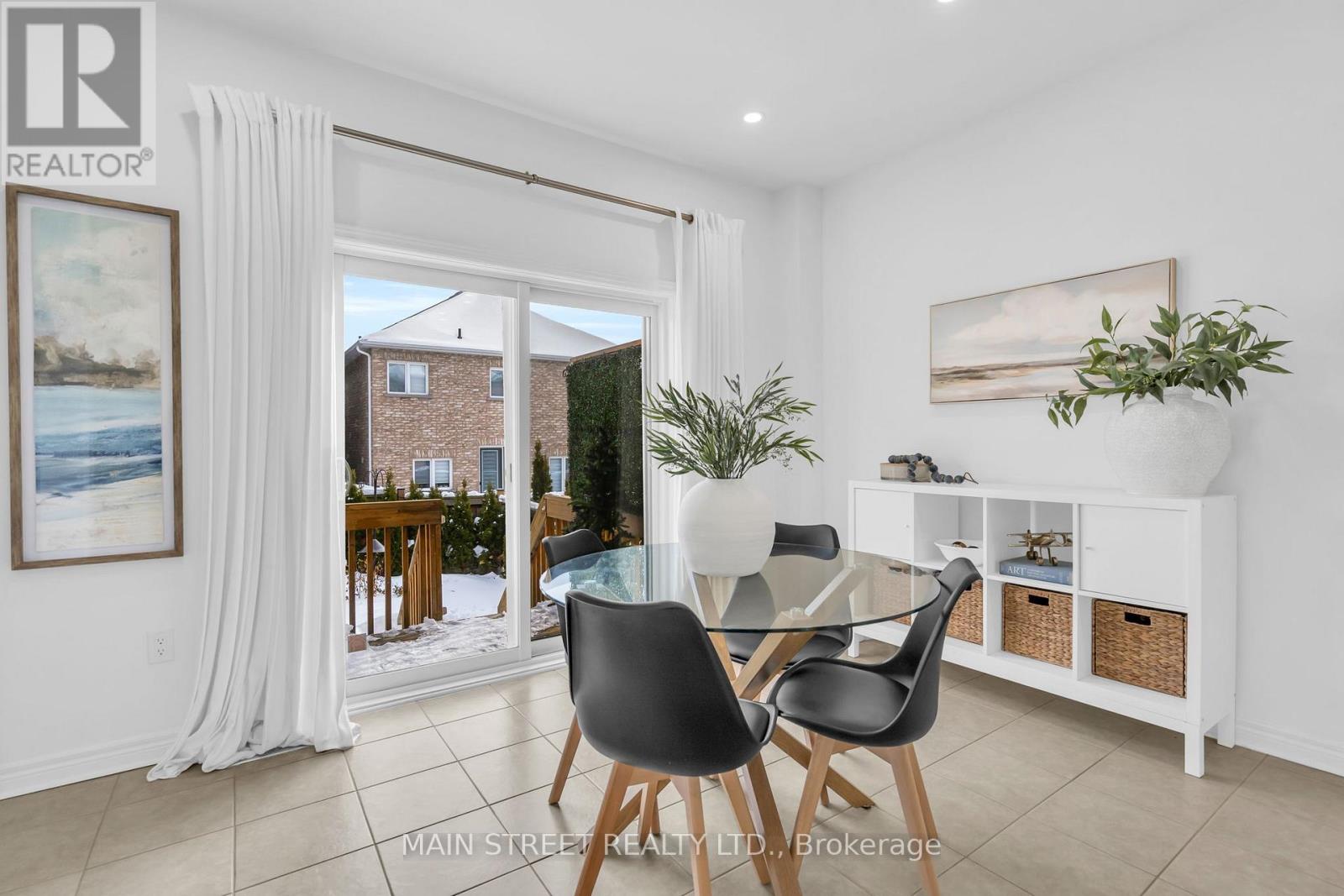 44 Herefordshire Crescent, Newmarket, Ontario  L9N 0B7 - Photo 10 - N12791346