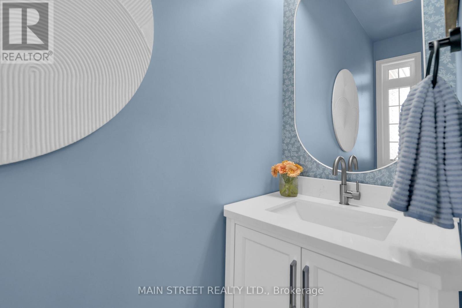 44 Herefordshire Crescent, Newmarket, Ontario  L9N 0B7 - Photo 13 - N12791346