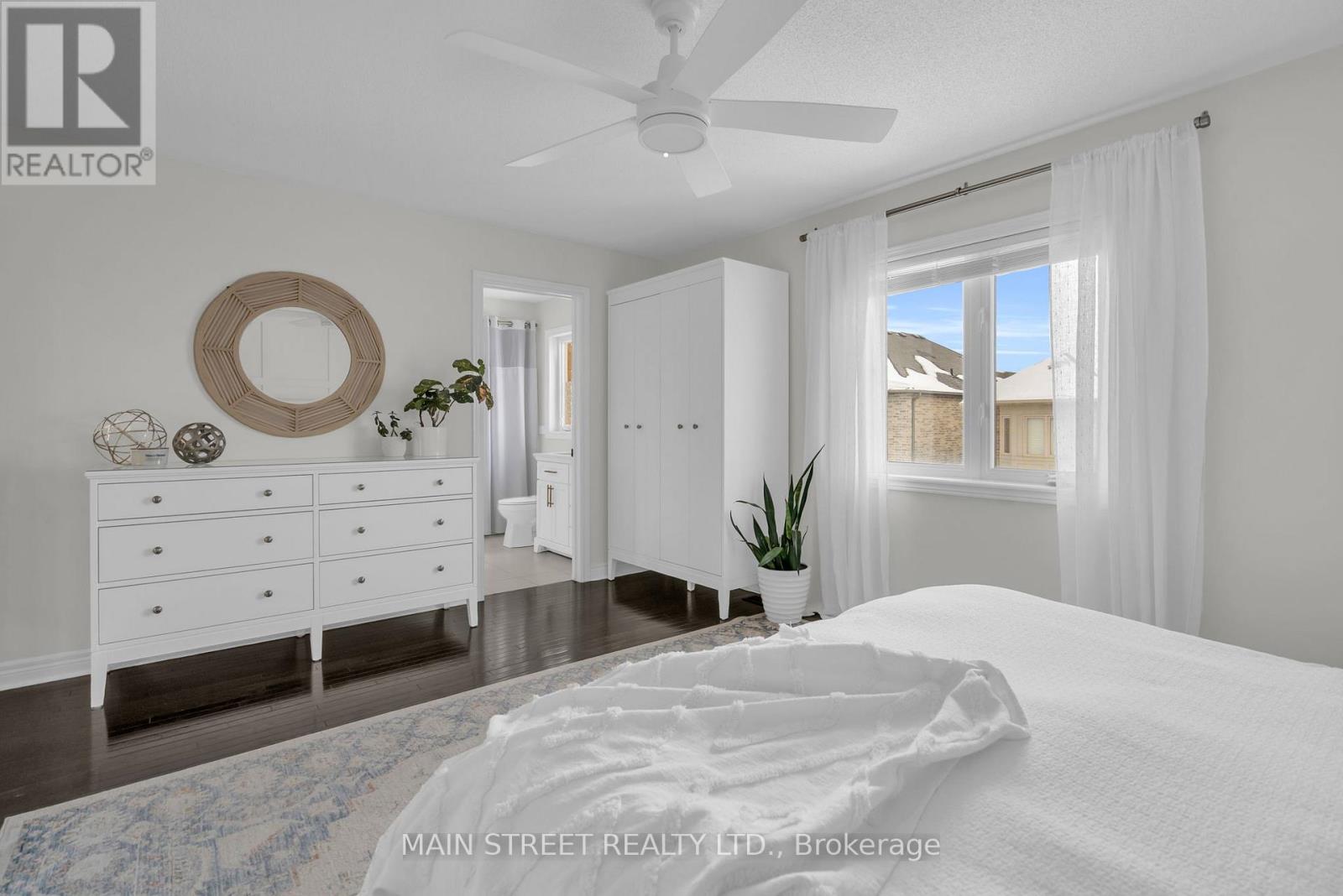 44 Herefordshire Crescent, Newmarket, Ontario  L9N 0B7 - Photo 18 - N12791346