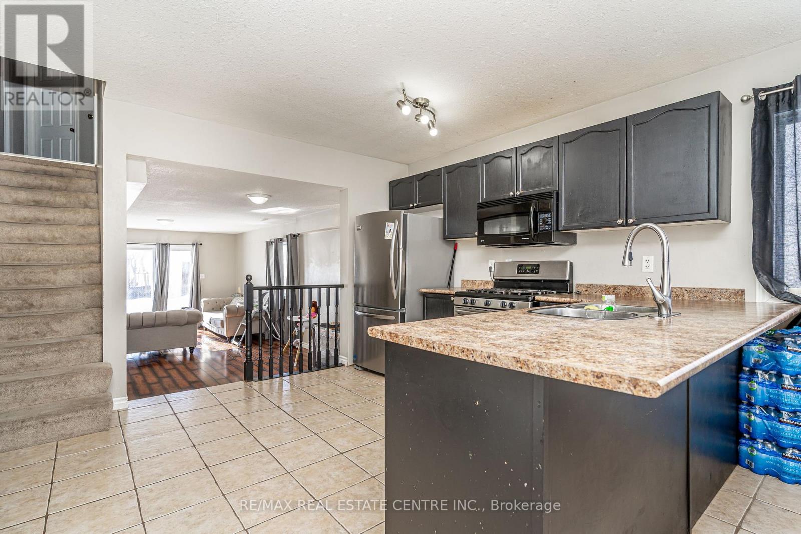 75 Campbell Avenue, Barrie, Ontario  L4N 2T2 - Photo 7 - S12791310