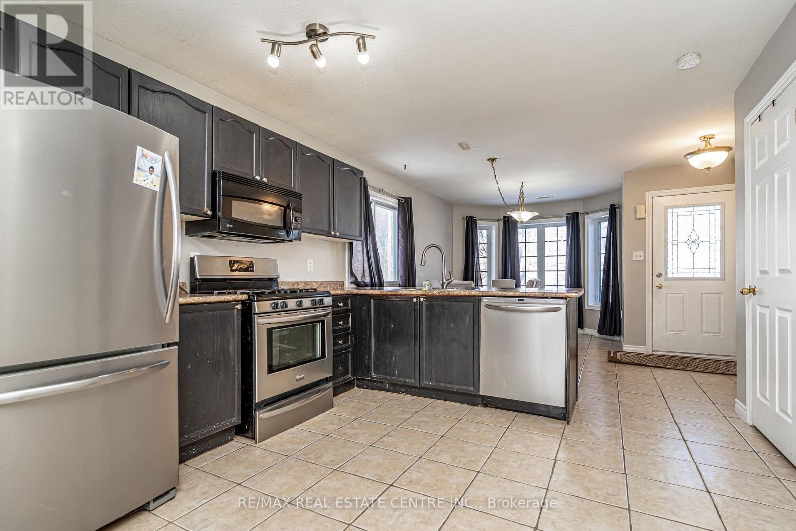 75 Campbell Avenue, Barrie, Ontario  L4N 2T2 - Photo 9 - S12791310