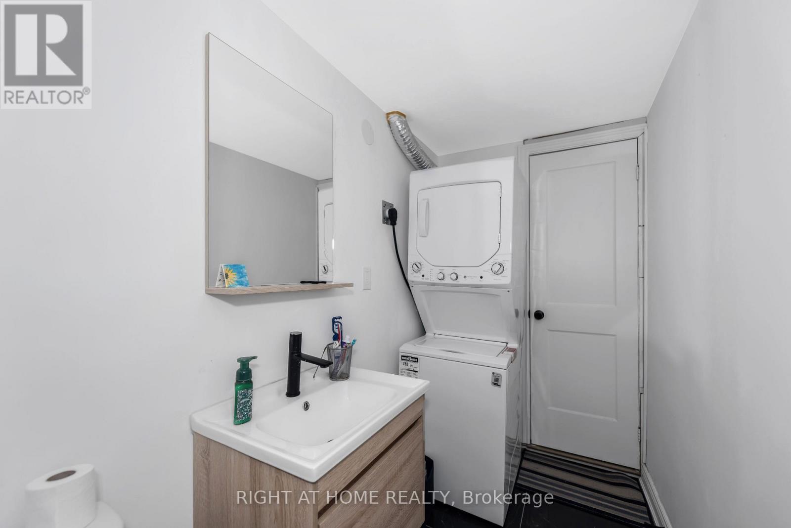 5 Carol Road, Barrie (Allandale Heights), Ontario  L4N 3P6 - Photo 19 - S12791316