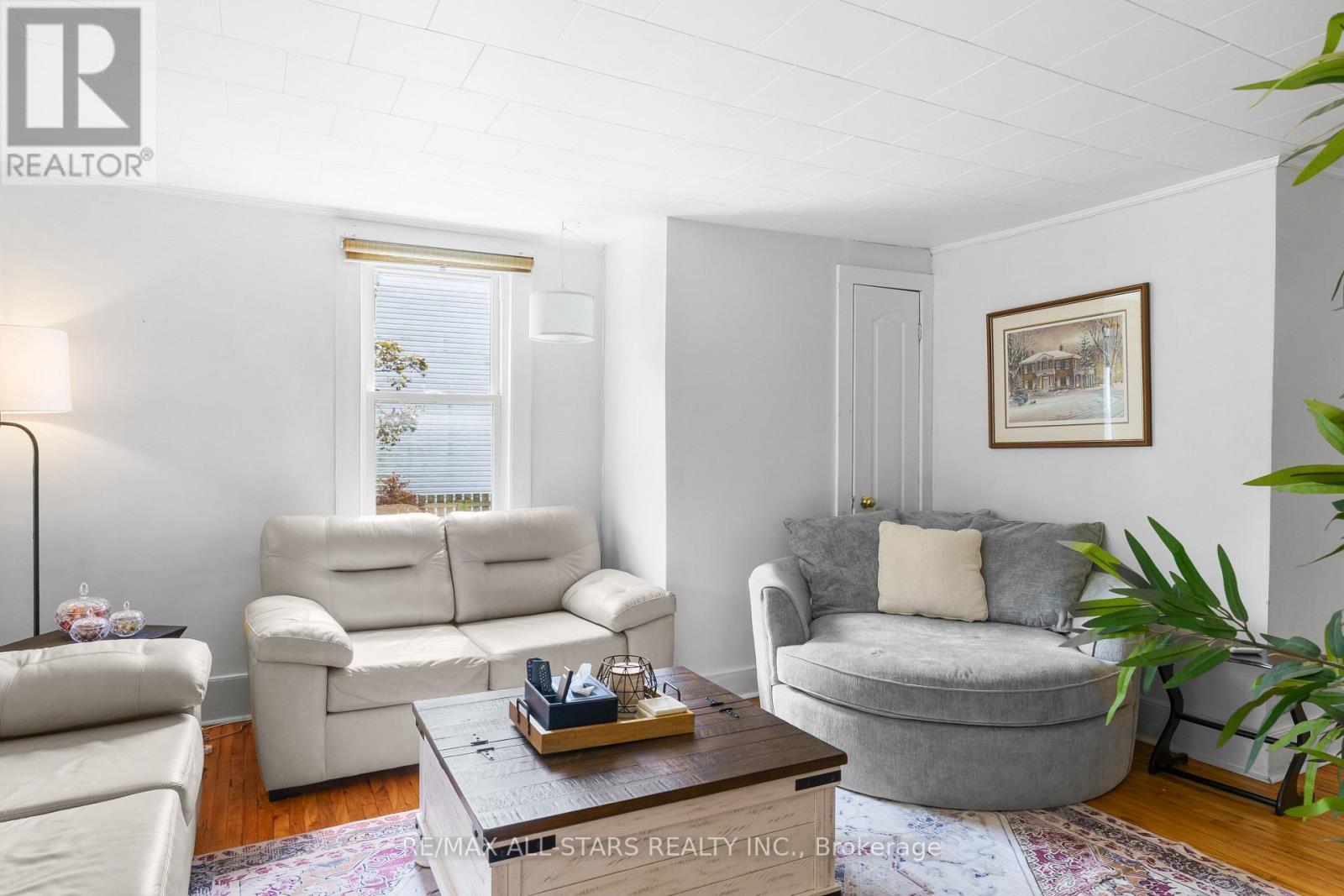 155 Colborne Street, Kawartha Lakes, Ontario  K0M 1N0 - Photo 14 - X12542168