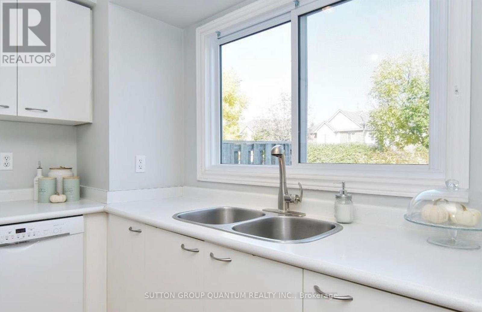 21 - 2940 Headon Forest Drive, Burlington, Ontario  L7M 4G9 - Photo 7 - W12791320