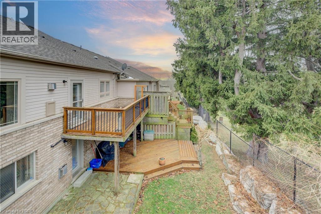 10 Cobblestone Drive Unit# 13, Paris, Ontario  N3L 4G8 - Photo 39 - 40804476