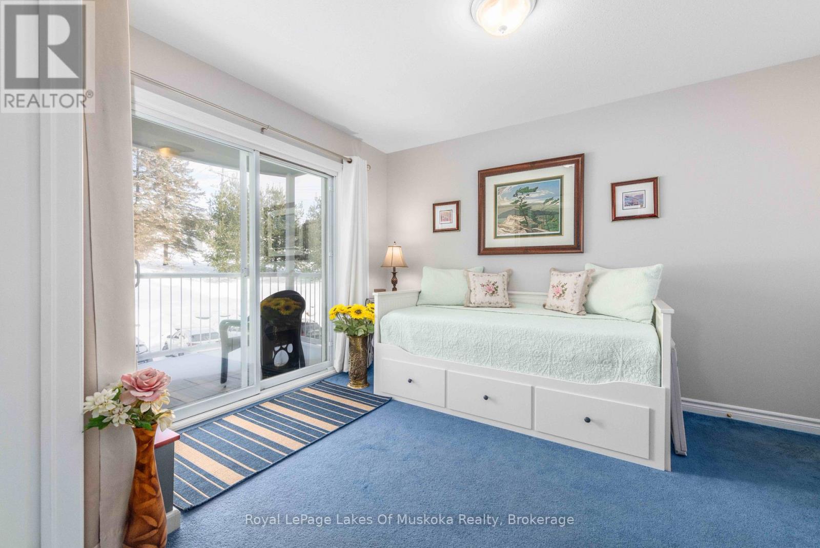 207 - 31 Dairy Lane, Huntsville, Ontario  P1H 2L7 - Photo 12 - X12791356