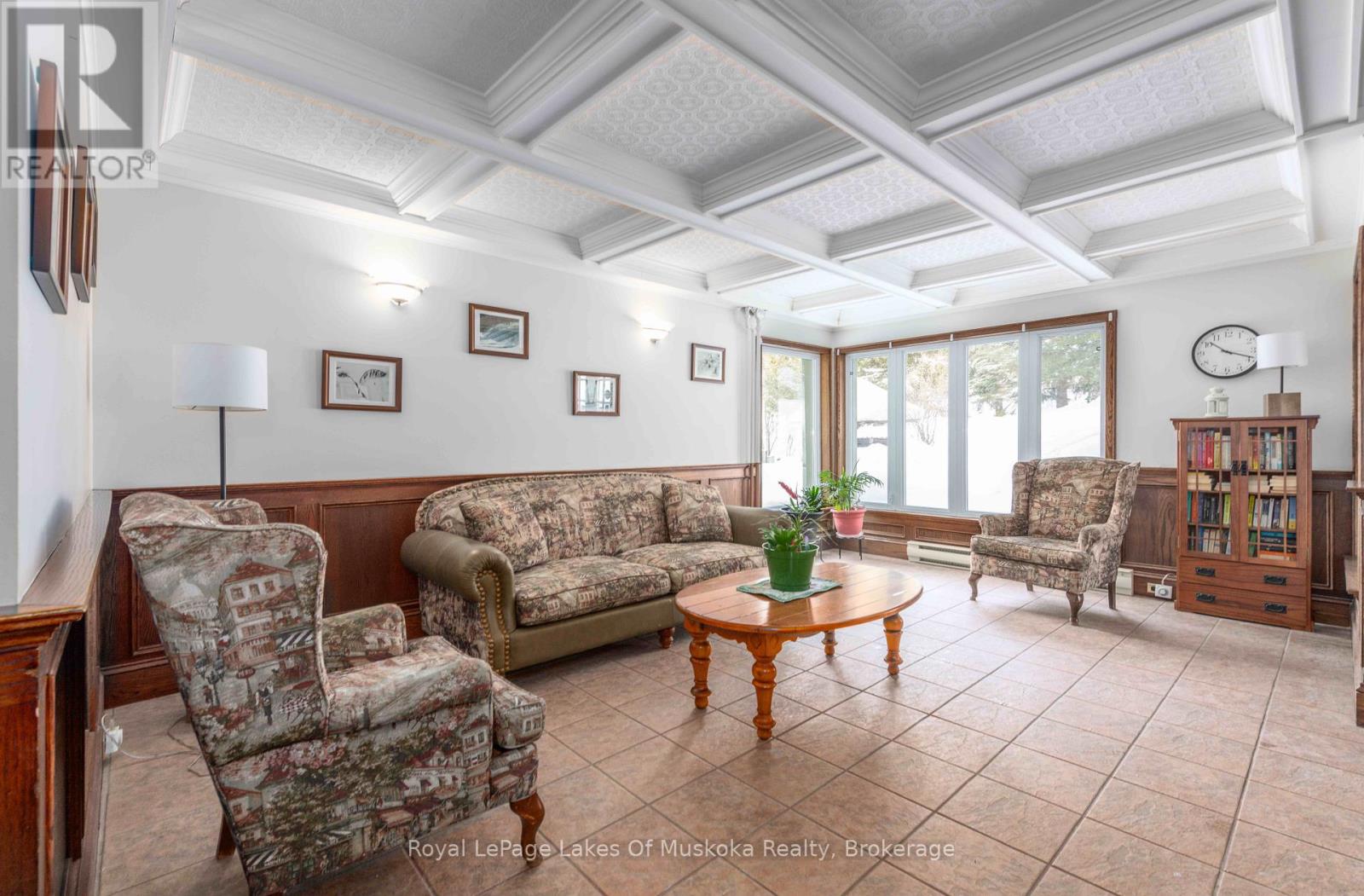 207 - 31 Dairy Lane, Huntsville, Ontario  P1H 2L7 - Photo 14 - X12791356