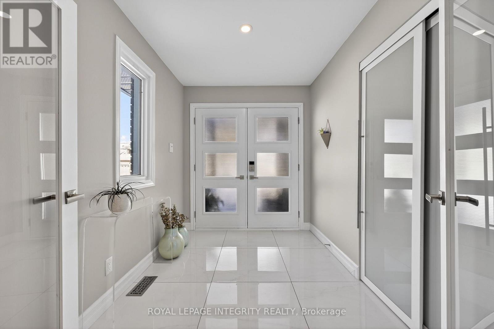 1380 Diane Crescent, Ottawa, Ontario  K4A 2N8 - Photo 3 - X12791280