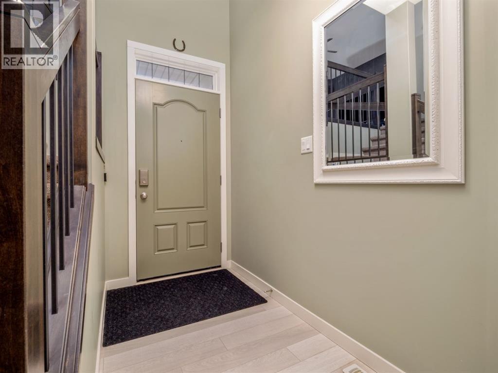 327 Mildred Dobbs Boulevard N, Lethbridge, Alberta  T1H 6G7 - Photo 7 - A2286537