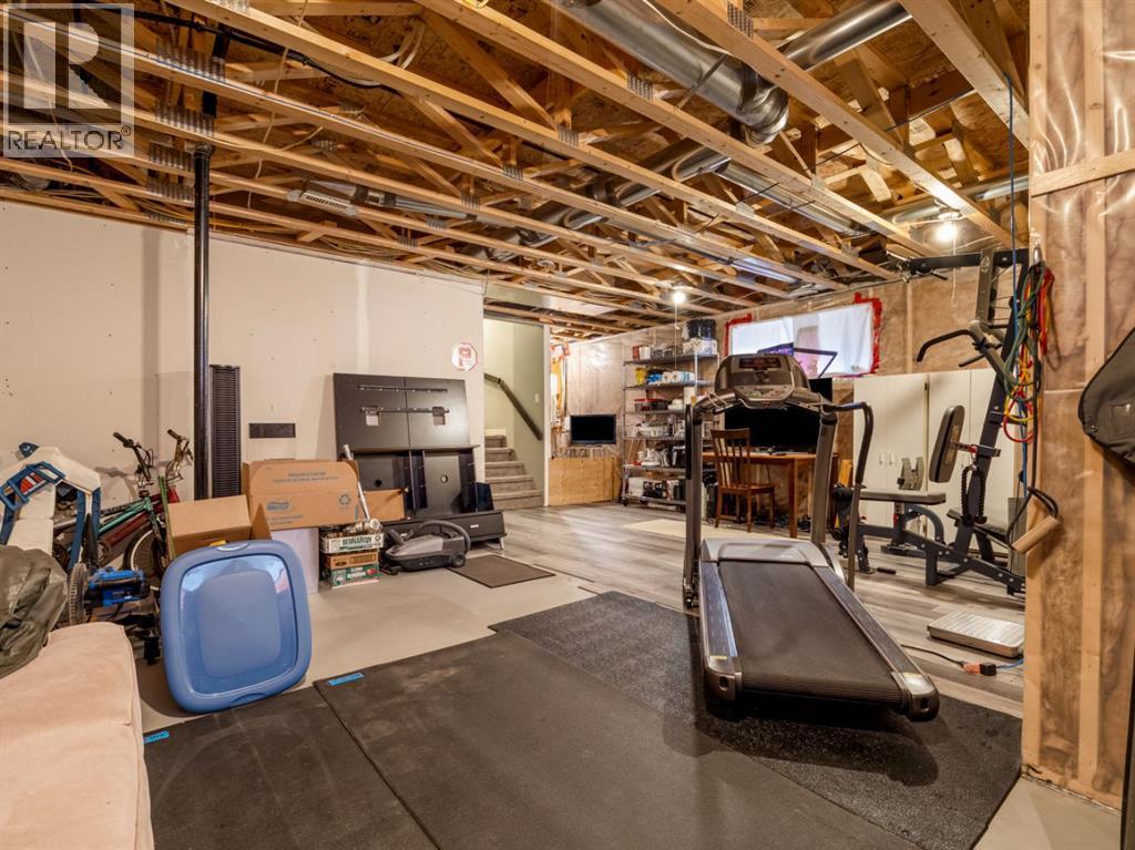 327 Mildred Dobbs Boulevard N, Lethbridge, Alberta  T1H 6G7 - Photo 40 - A2286537