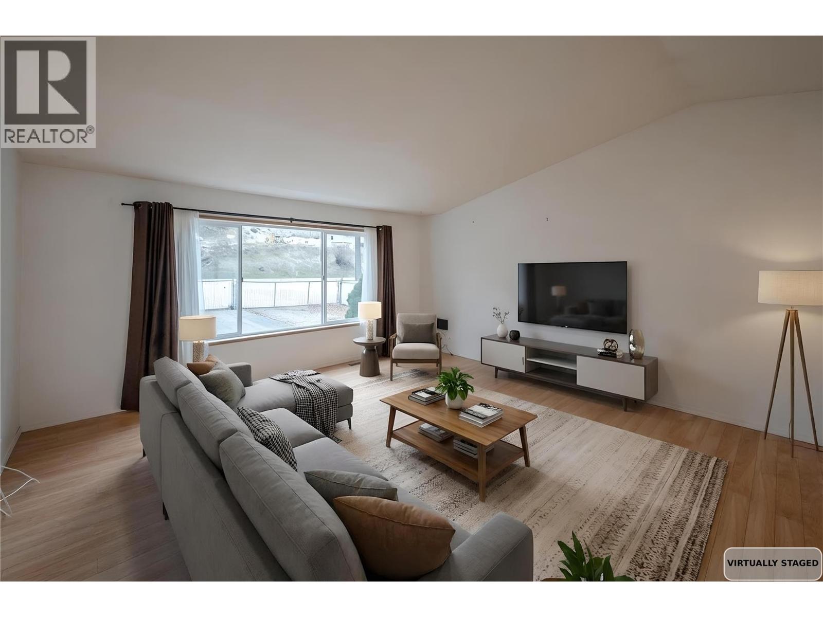 1334 Main Street, Okanagan Falls, British Columbia  V0H 1R4 - Photo 2 - 10373398