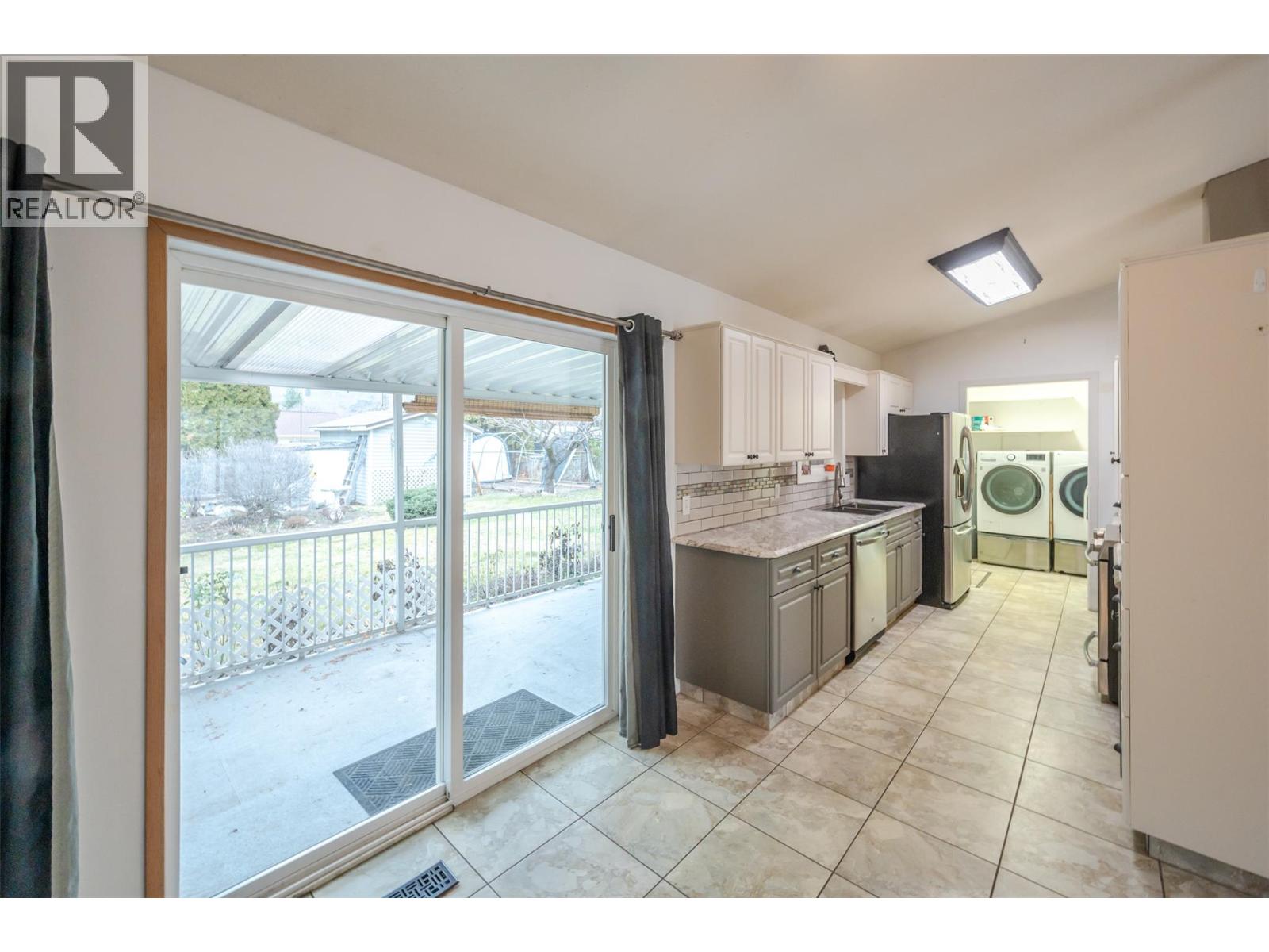 1334 Main Street, Okanagan Falls, British Columbia  V0H 1R4 - Photo 16 - 10373398