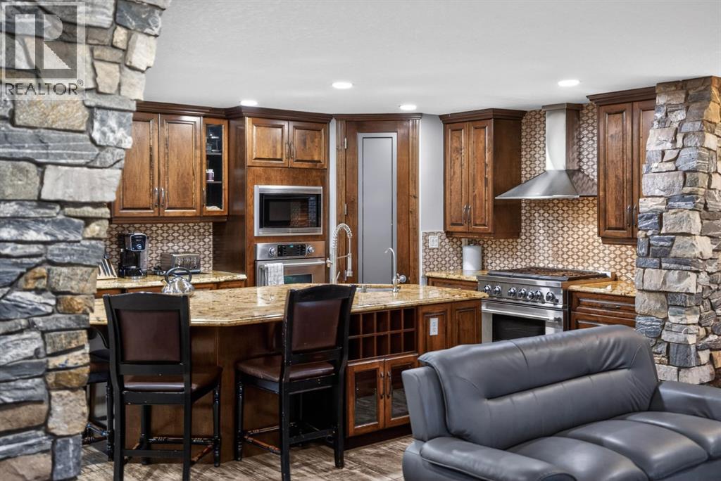 740 Lake Ontario Drive Se, Calgary, Alberta  T2J 3J8 - Photo 8 - A2282637