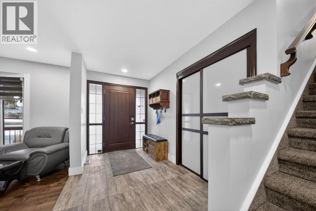 740 Lake Ontario Drive Se, Calgary, Alberta  T2J 3J8 - Photo 18 - A2282637