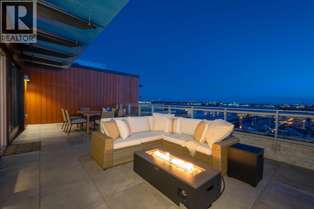 520 755 Harbourside Drive, North Vancouver, British Columbia  V7P 0G1 - Photo 3 - R3089561