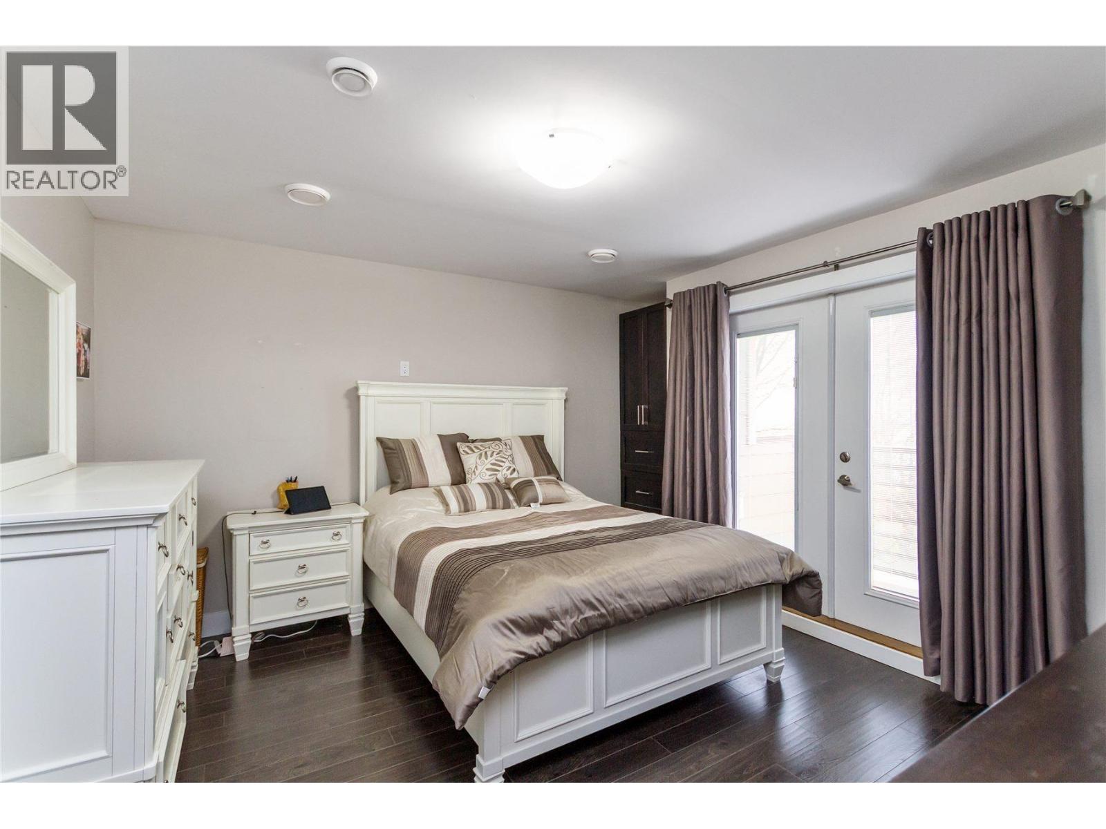 629 Thirteenth Street, New Westminster, British Columbia  V3M 4M3 - Photo 12 - R3090029