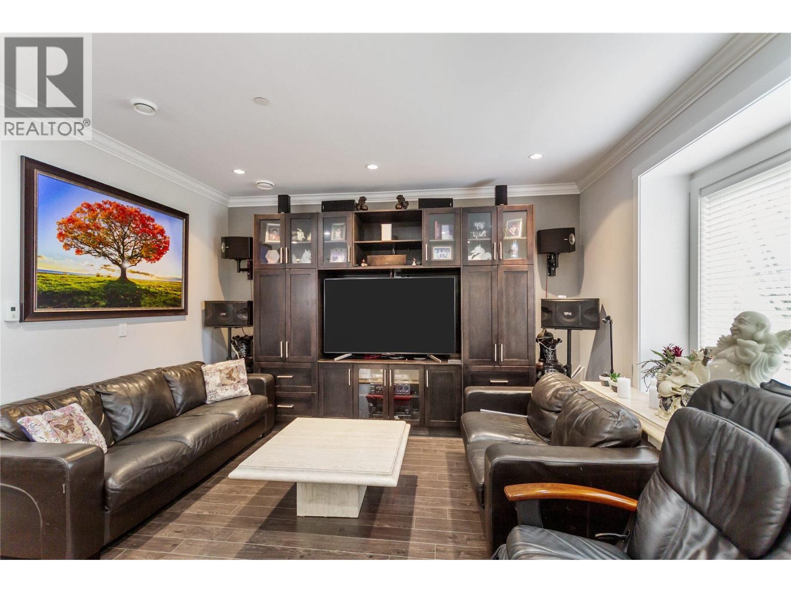 629 Thirteenth Street, New Westminster, British Columbia  V3M 4M3 - Photo 4 - R3090029