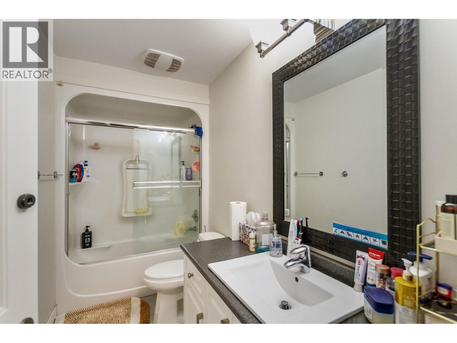 629 Thirteenth Street, New Westminster, British Columbia  V3M 4M3 - Photo 25 - R3090029