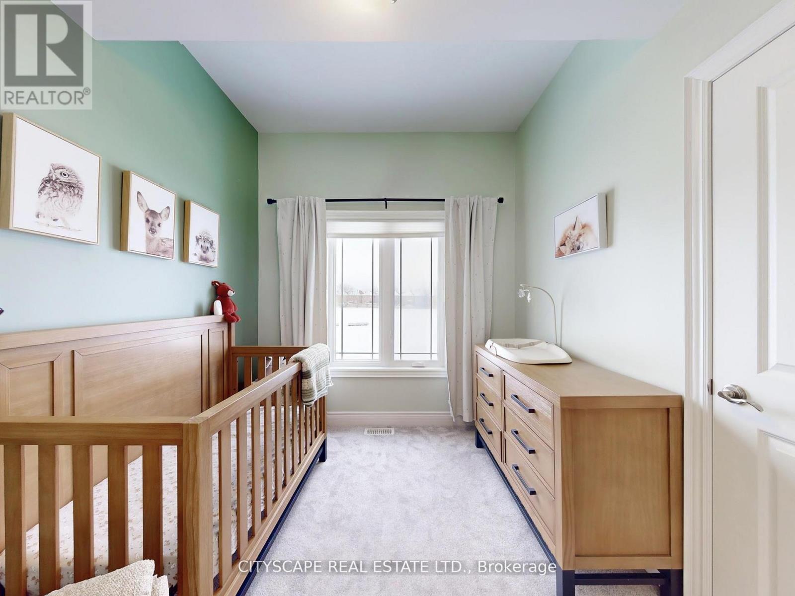 98 Veterans Street, Bradford West Gwillimbury, Ontario  L3Z 4H7 - Photo 16 - N12785732