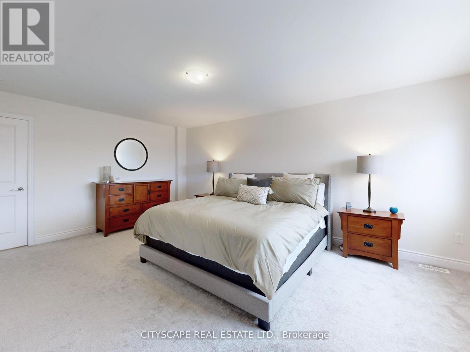 98 Veterans Street, Bradford West Gwillimbury, Ontario  L3Z 4H7 - Photo 23 - N12785732