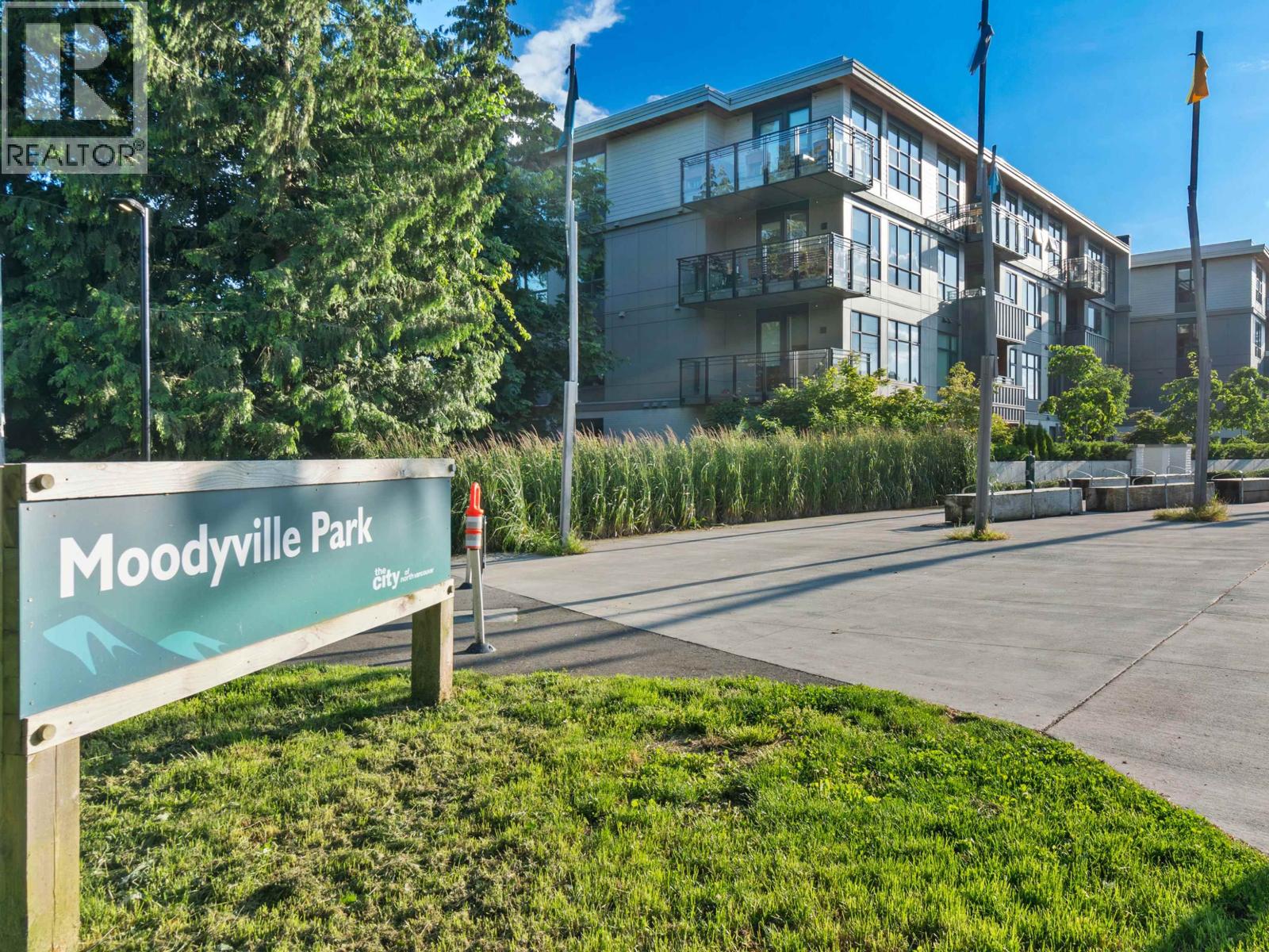 107 733 E 3rd Street, North Vancouver, British Columbia  V7L 1G8 - Photo 32 - R3090101