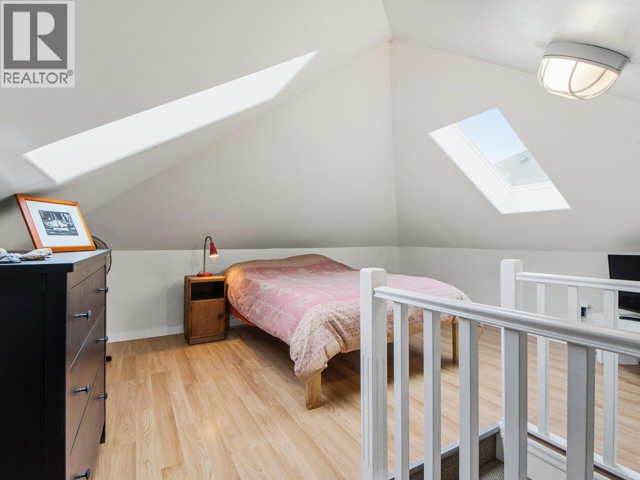 3039 Grant Street, Vancouver, British Columbia  V5K 3H8 - Photo 13 - R3090099