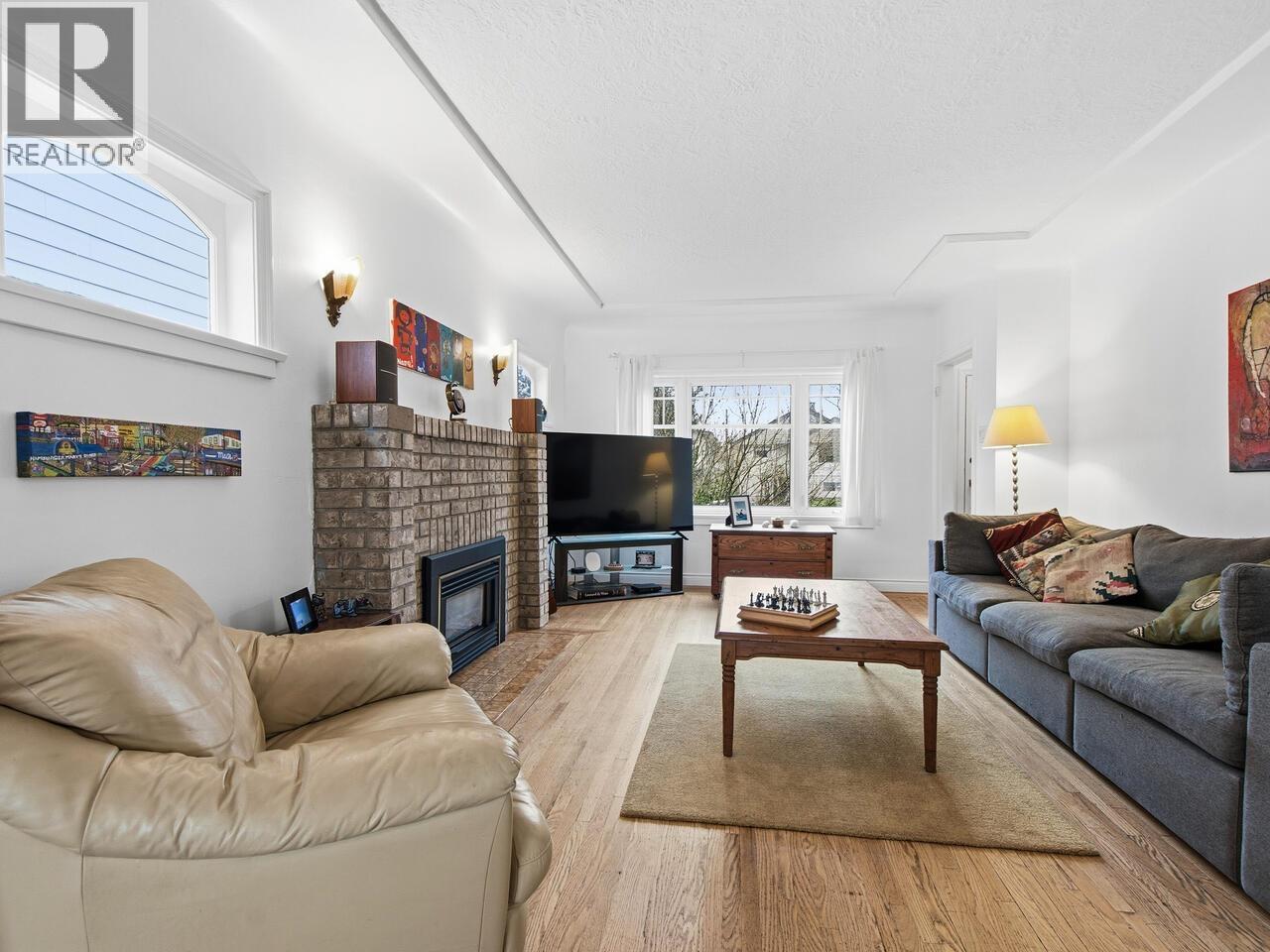 3039 Grant Street, Vancouver, British Columbia  V5K 3H8 - Photo 4 - R3090099