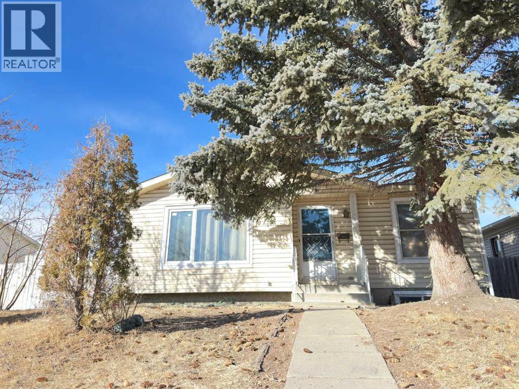 83 Falshire Way NE, Calgary, Alberta