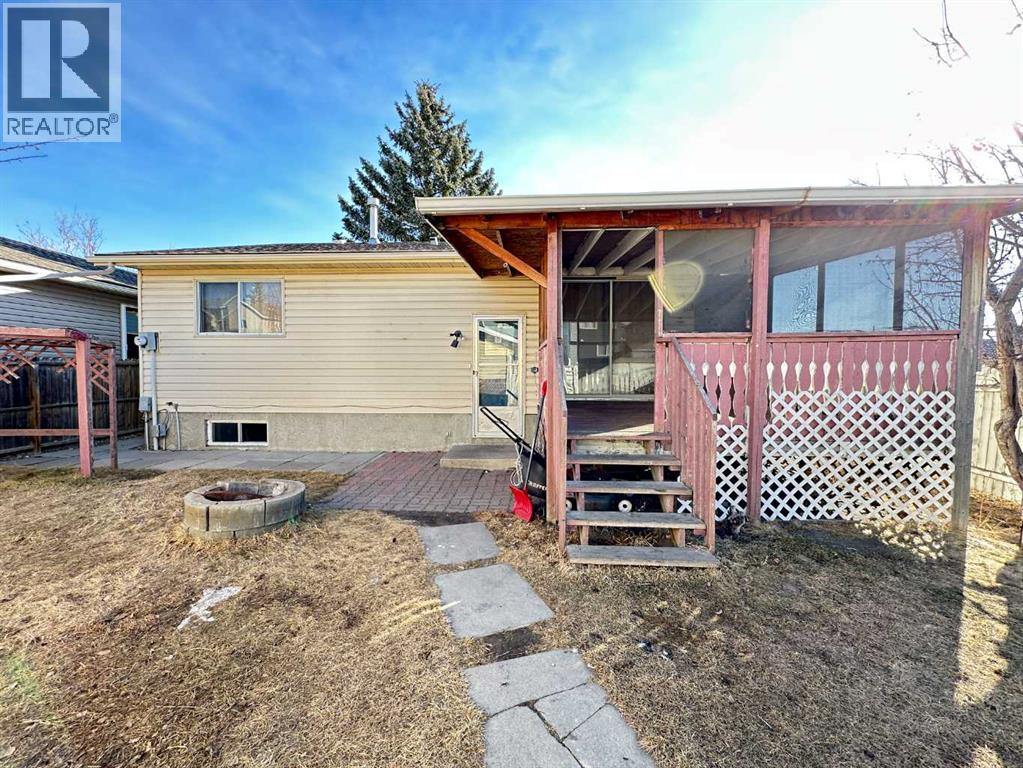 83 Falshire Way Ne, Calgary, Alberta  T3J 2C7 - Photo 37 - A2286559