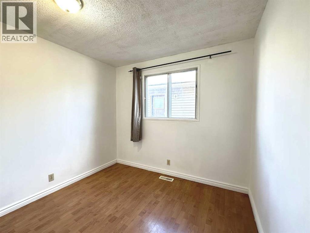 83 Falshire Way Ne, Calgary, Alberta  T3J 2C7 - Photo 18 - A2286559