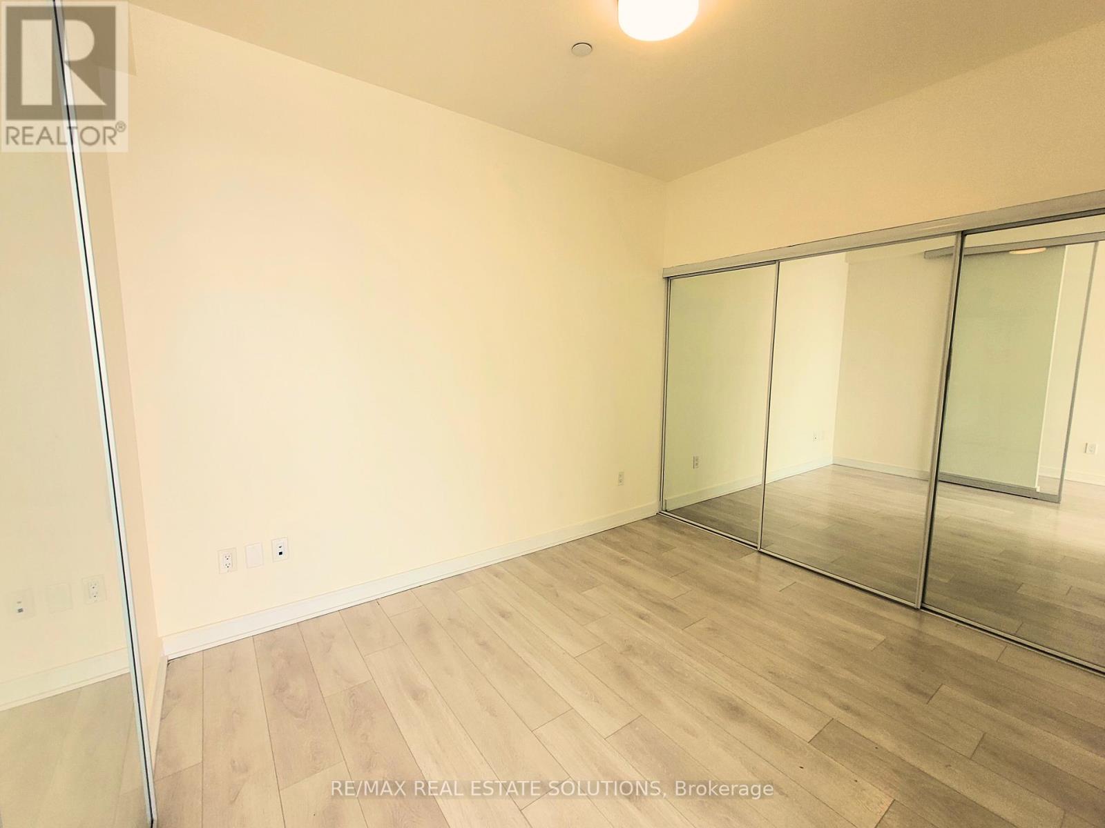 1214 - 60 Tannery Road, Toronto, Ontario  M5A 0S8 - Photo 5 - C12791382