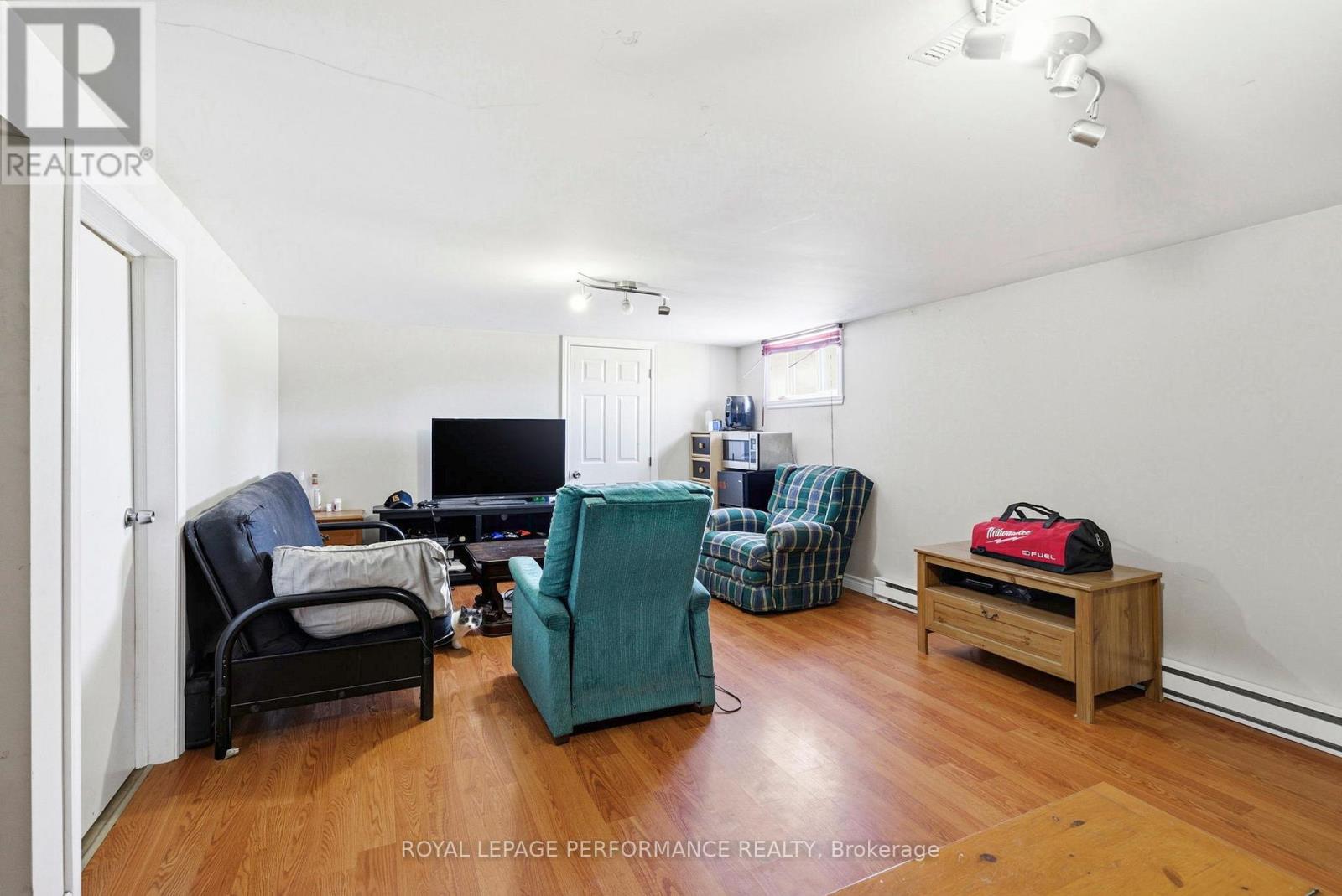 253 Sunnyside Avenue, Cornwall, Ontario  K6H 3E5 - Photo 18 - X12791380