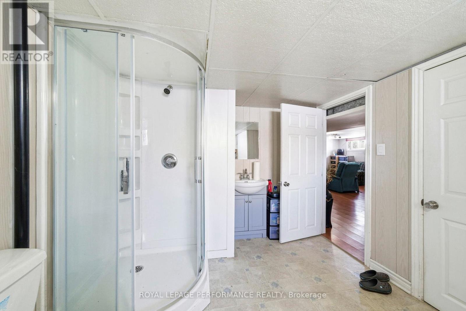 253 Sunnyside Avenue, Cornwall, Ontario  K6H 3E5 - Photo 25 - X12791380