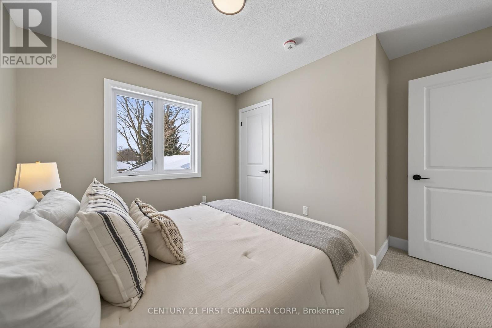 9 Twynstra Street, North Middlesex, Ontario  N0M 1A0 - Photo 27 - X12742750